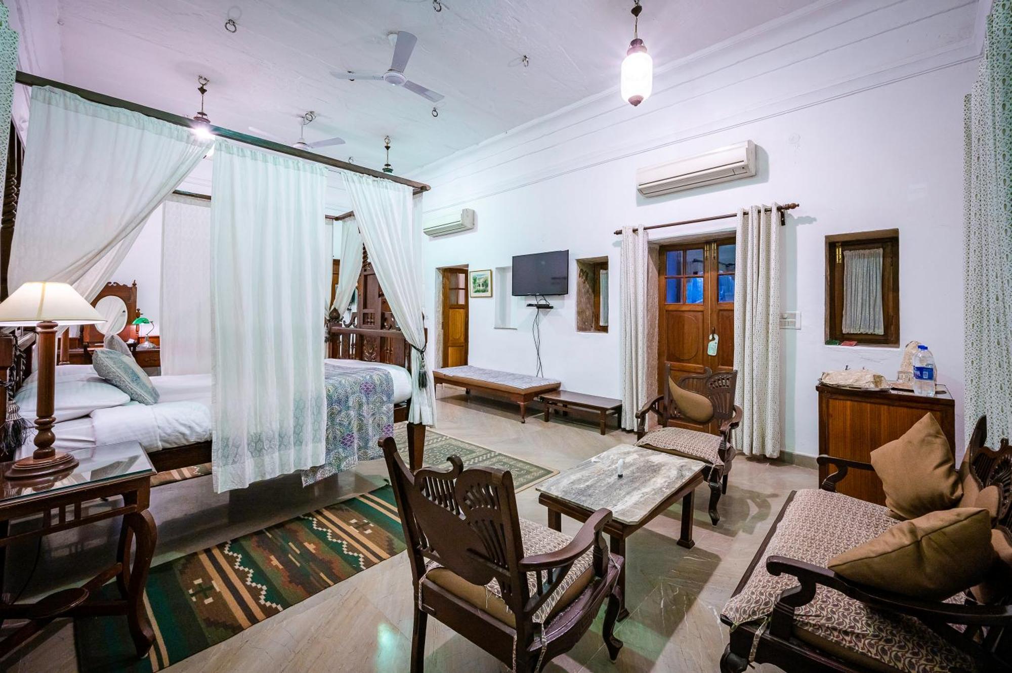 Neemrana'S - Deo Bagh Hotell Gwalior Eksteriør bilde